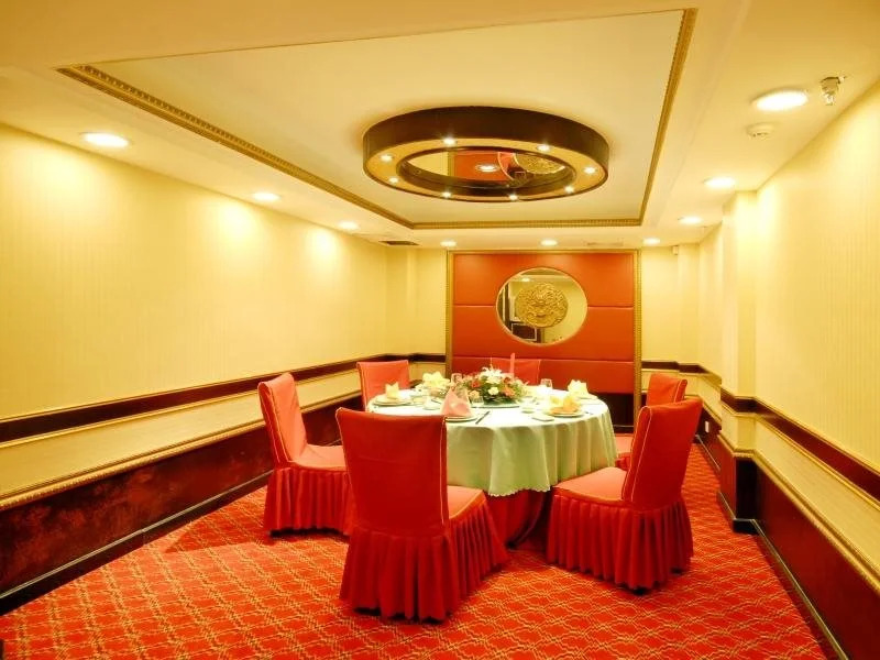 Golden Guangda Hotel