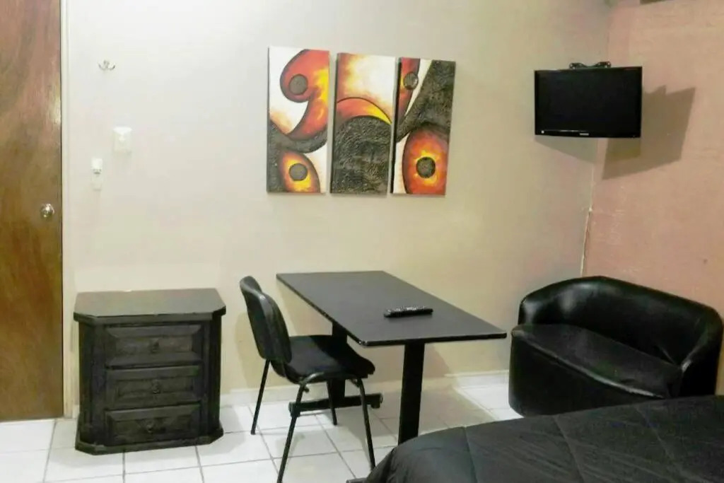 Departamento D centrico 2 camas Tv Ac wifi cocina parking