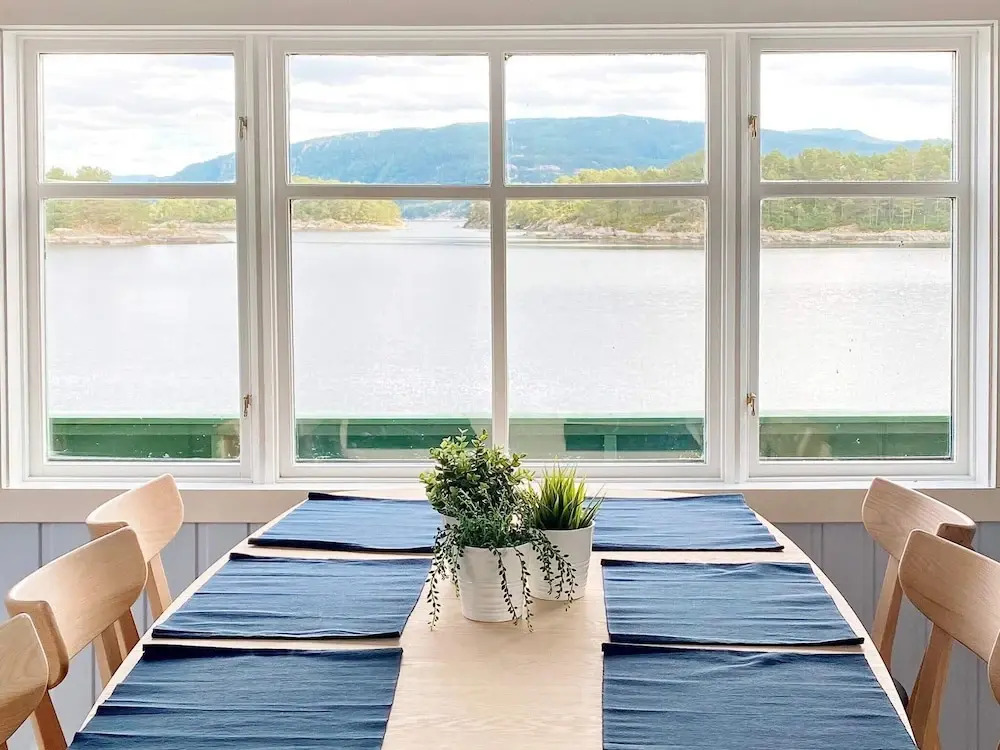 6 person holiday home in LINDÅS
