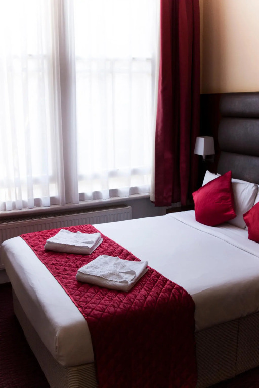 Lord Jim Hotel