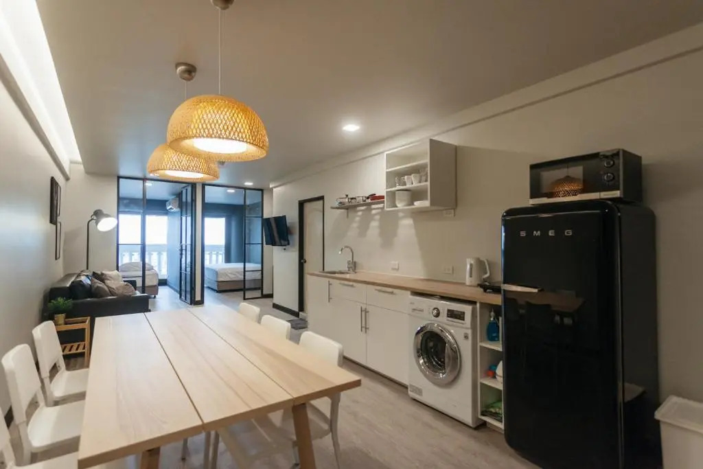 Silom 2 Bedrooms BTS S6