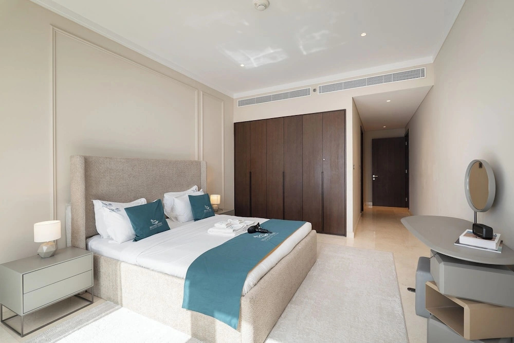 Balcony with City View 2 Bedroom - JLT Dubai Close to Metro & Marina by Heaven Crest Vacation Homes