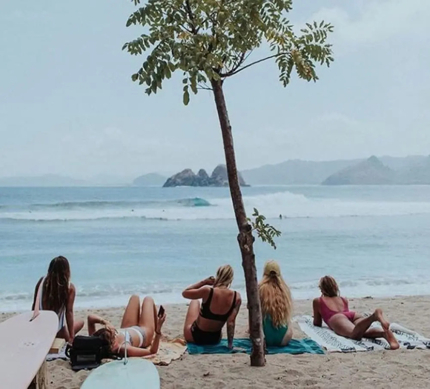 LMBK Surf Camp - Hostel
