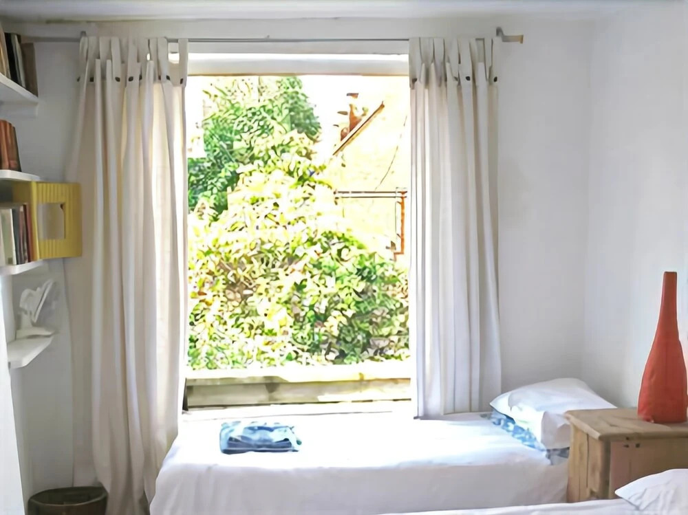 At Home Chiswick