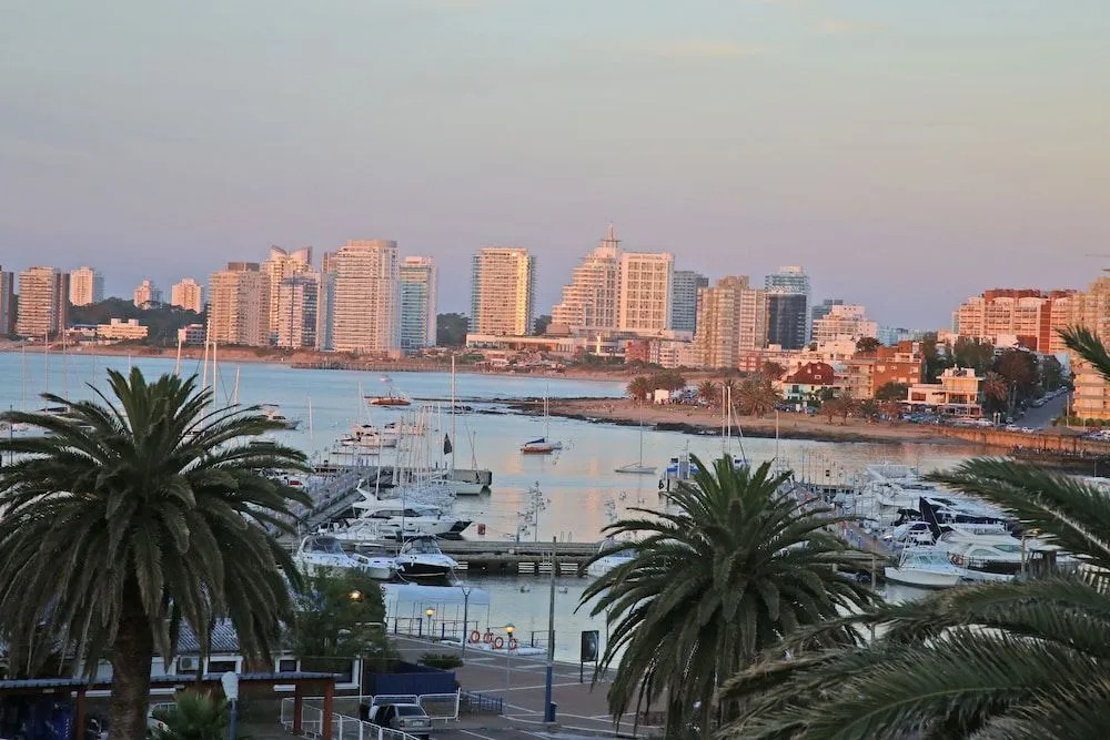 Gala Puerto Apartments