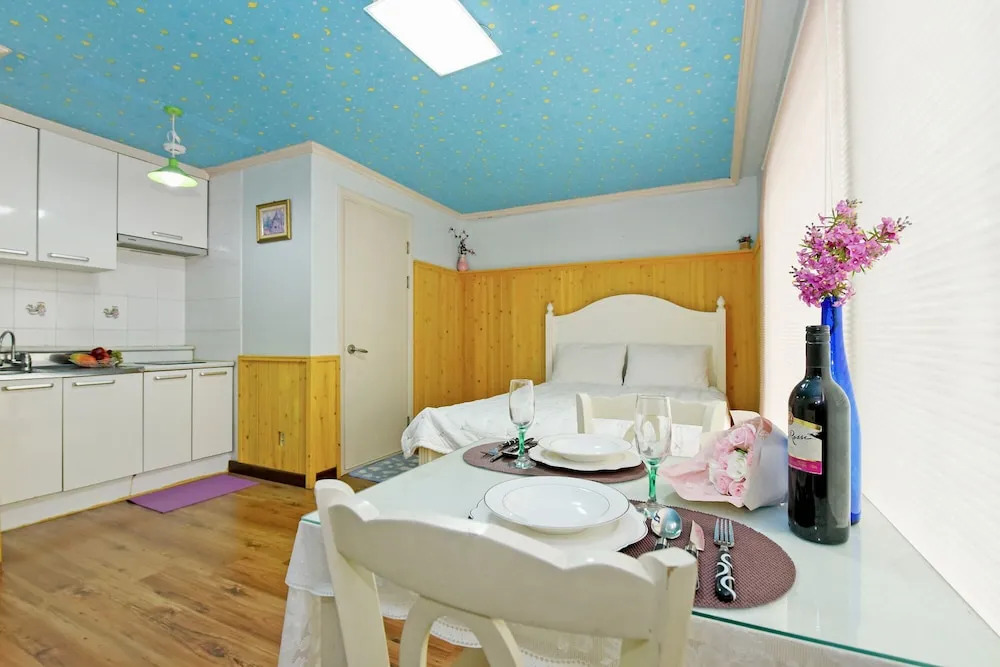 Nearby Cloud Pension