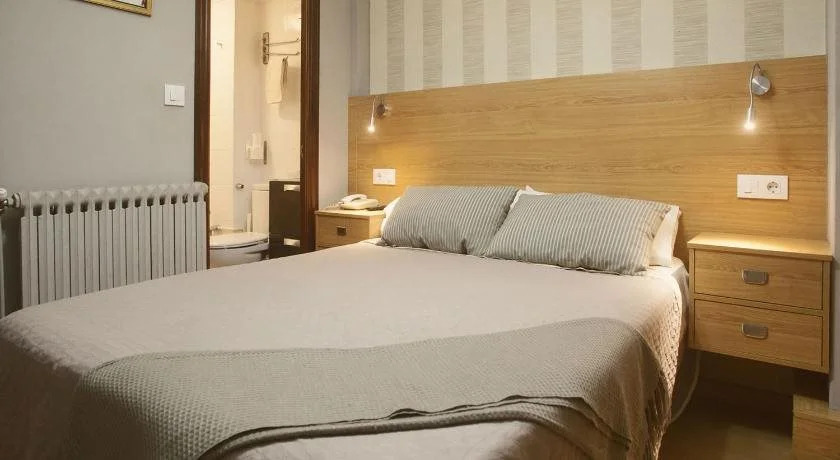 Hostal Crisol X Liste Station