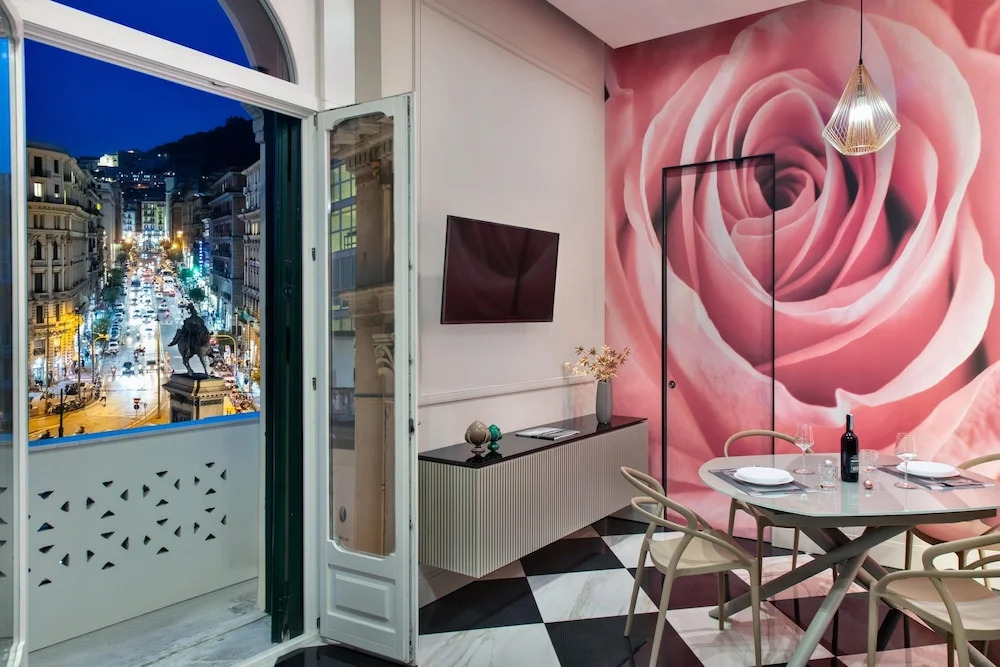 Lady Rose One in Naples