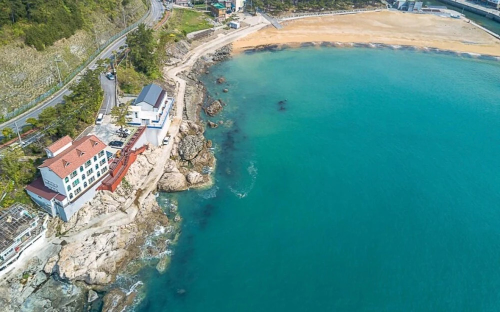 Yeosu Haeoreum Spa Pension (Beach, Spa)