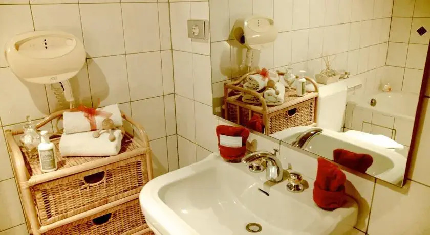 B&B Lux