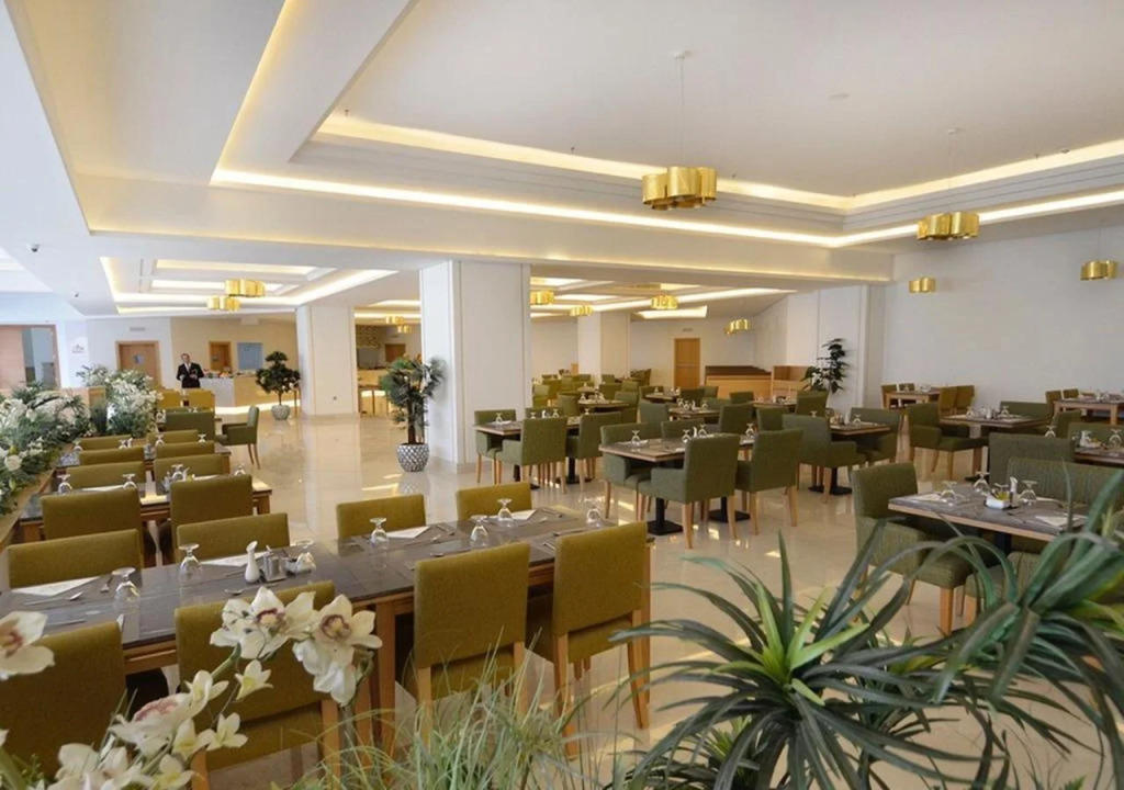 Iridium Hotel
