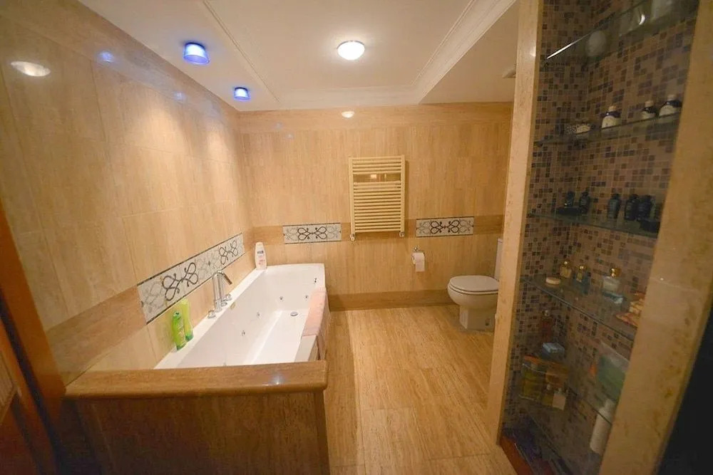 Prestigious Apartment Via Giulia