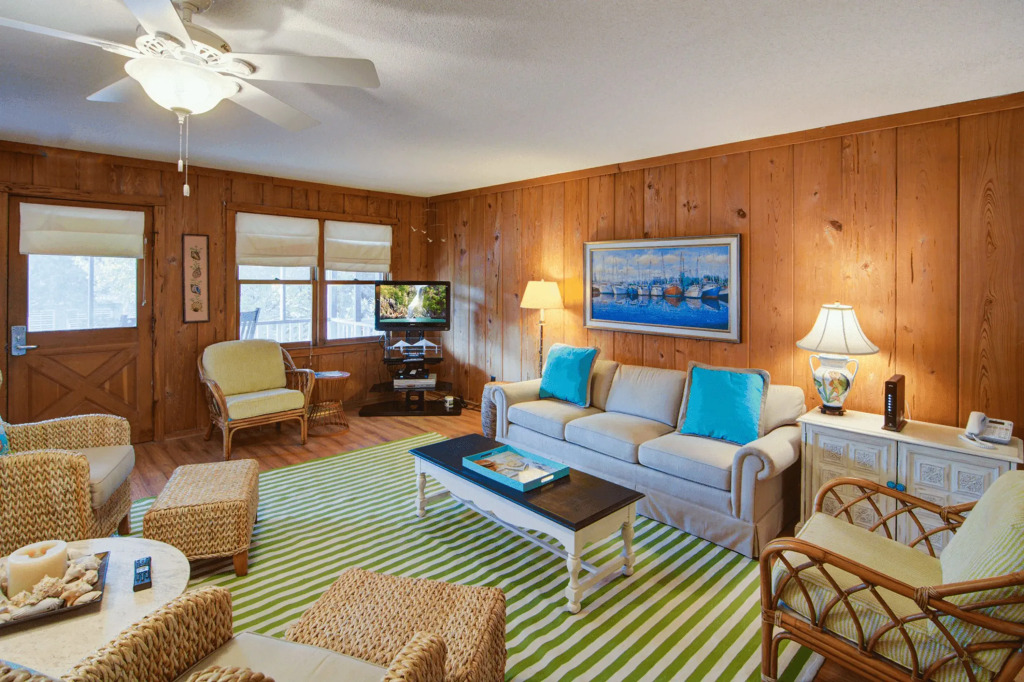 12 42nd Avenue by Avantstay 2 Mins To The Beach Screened In Porch!