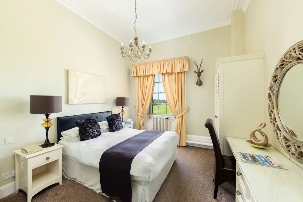 Greenhill Hotel