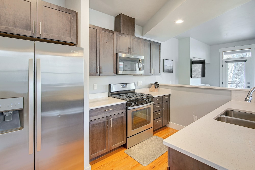 One-of-a-kind Riverside Condo in Downtown Salida
