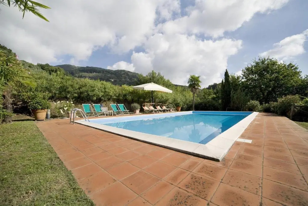Teto by Salogi Villas