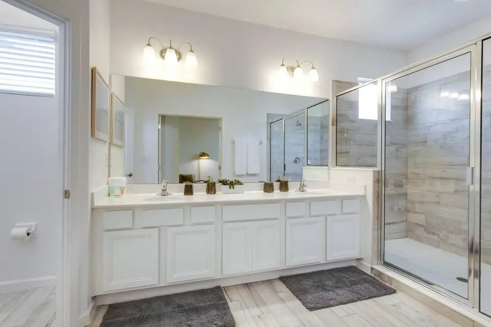 6BR Luxury Home - Private Pool Hot Tub and BBQ
