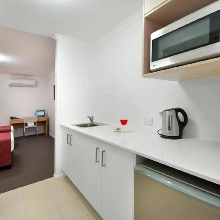 Edge Apartment Hotel