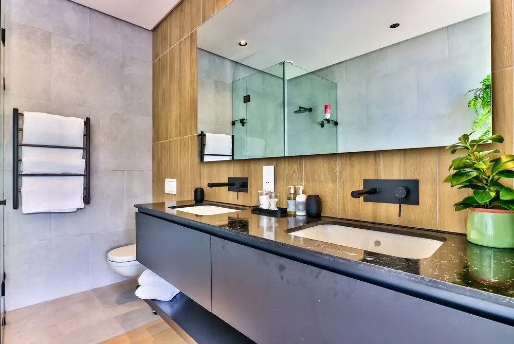 Penthouse With Rooftop Pool and Bbq Area