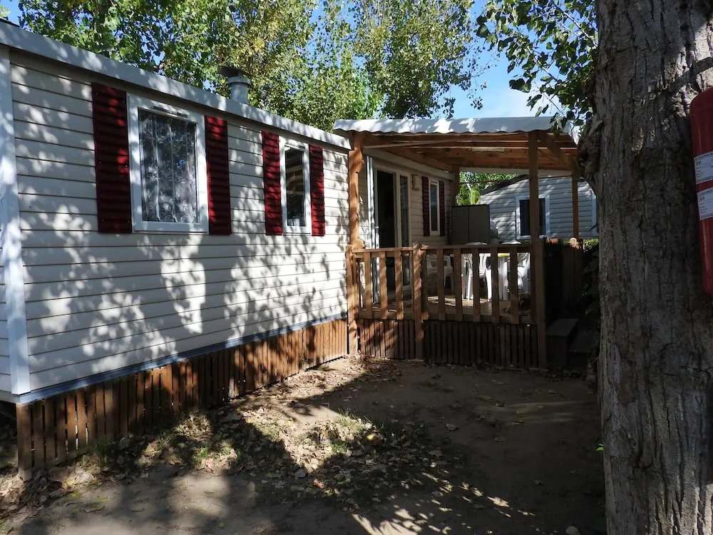 Bungalow With 3 Bedrooms in Valrasplage, With Shared Pool, Terrace and Wifi - 1 km From the Beach