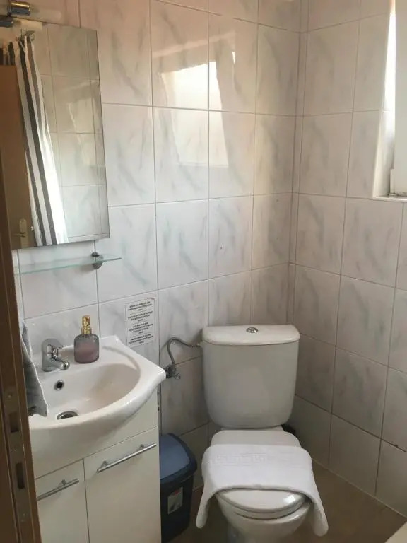 Amelia Apartment