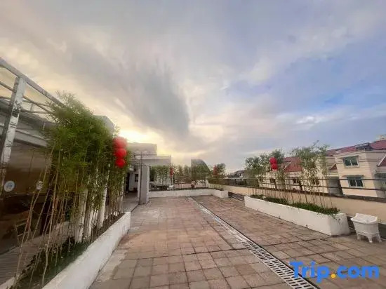 Wucheng Yijing·Song Hotel (Guzicheng Pedestrian Street)