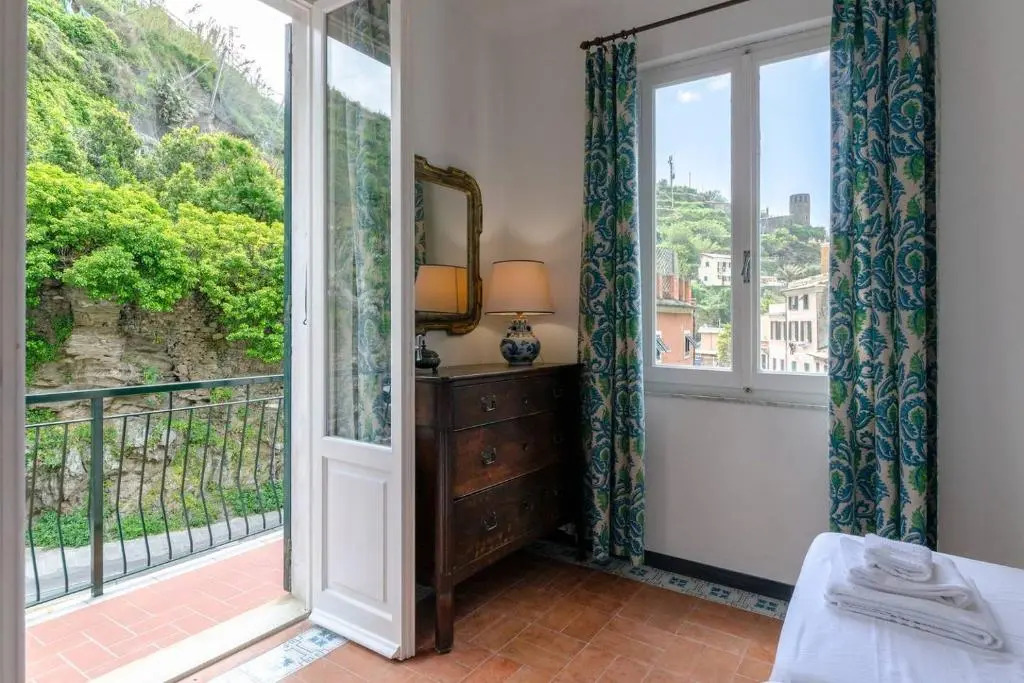ALTIDO Lovely Apt for 2, with Terrace and Lovely View