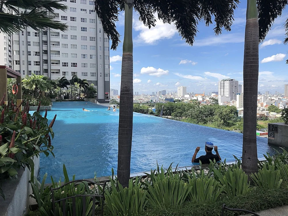 Sunrise City Luxury New 2bed2bath SW POOL1