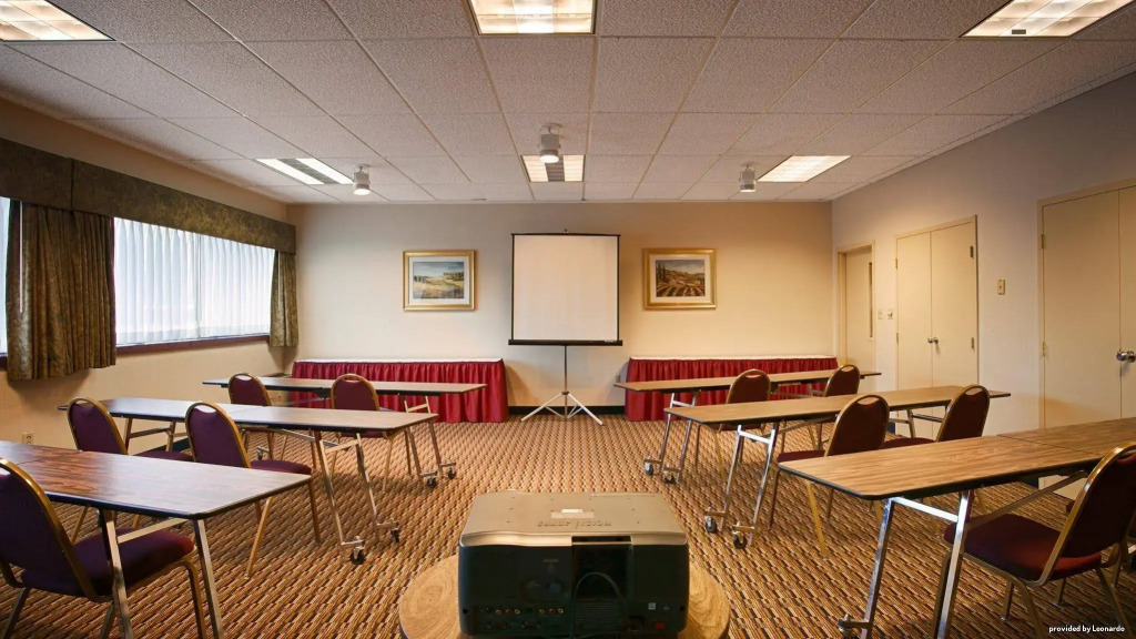 Best Western Plus Reading Inn & Suites