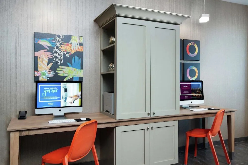 Home2 Suites By Hilton Long Island Brookhaven, Ny
