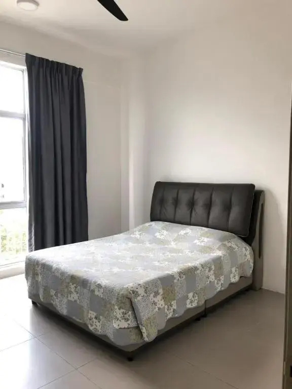 Barrington Square 1 Room Apt @ Pasar Malam