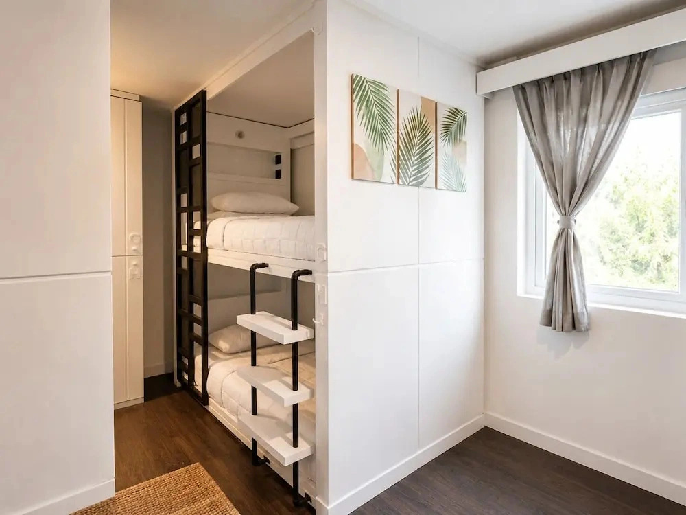 V Saigon Suites by SMS Hospitality