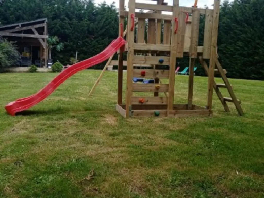 Gîte avec piscine chauffée, spa, jardin clos - FR-1-381-286