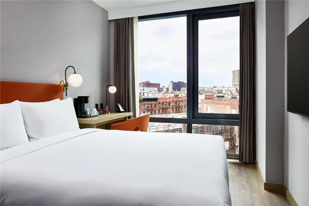 The George Manhattan, Tapestry Collection By Hilton