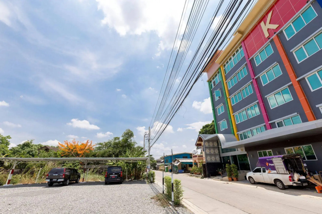 RoomQuest Suvarnabhumi Airport Rom Klao