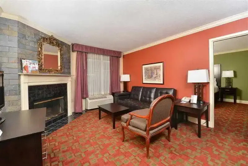 Best Western Chateau Suite Hotel