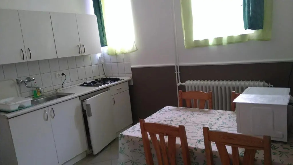 Platán Apartmanház