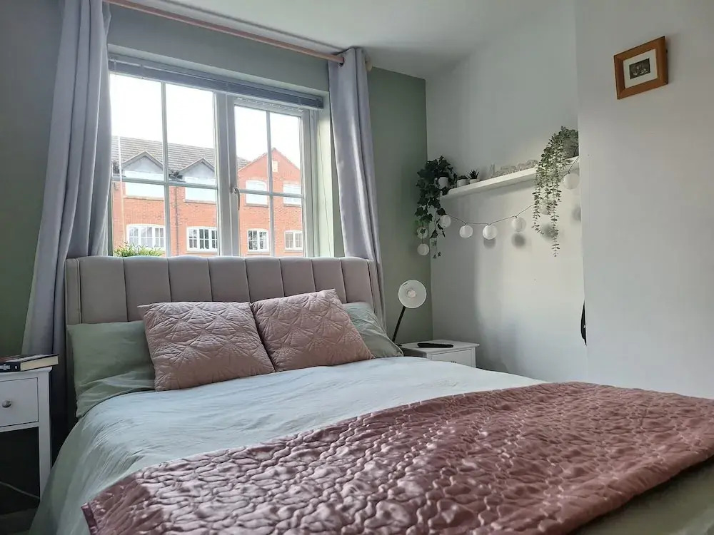 Stratford-upon-avon - Sleeps 4 - Pets Allowed