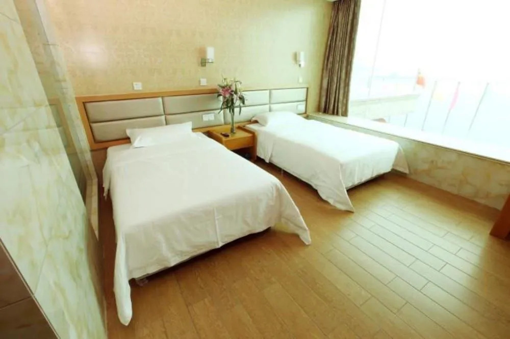 Sapphire Sea View Hotel