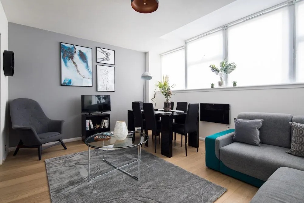 The Waterloo Apartments