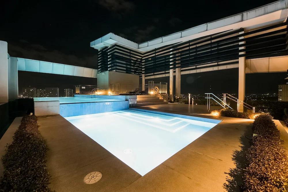 Oyo 445 Vinia Residences by Filinvest