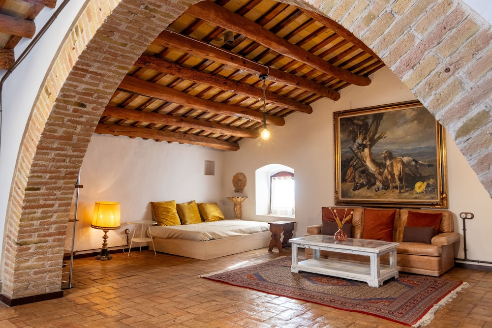 Masia Notari Casabona