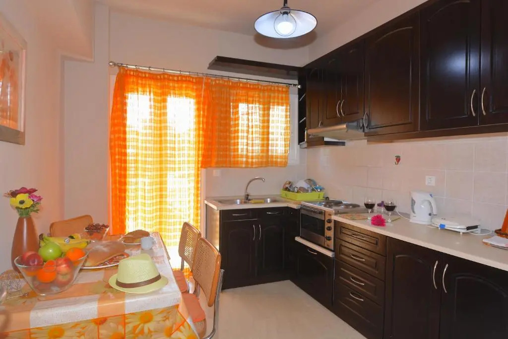 Alexandra Apartment