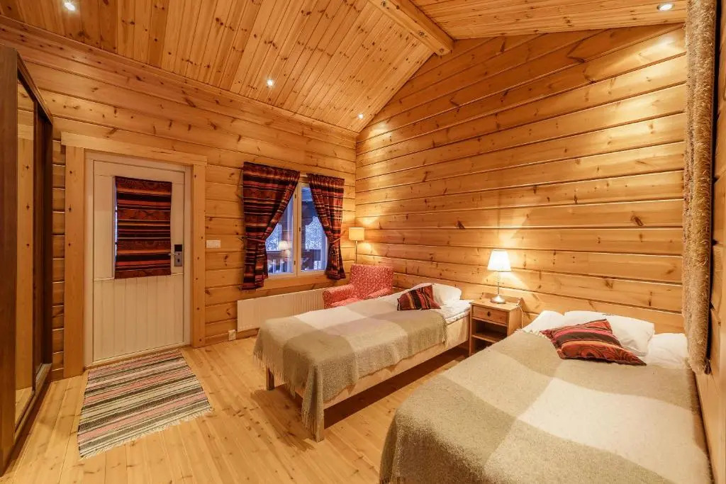 Santas Little Village - Hotel Uitonniemi
