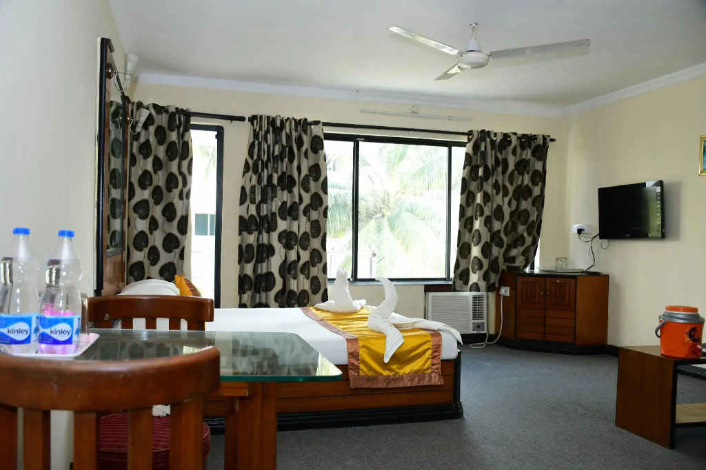 Hotel Dolphin