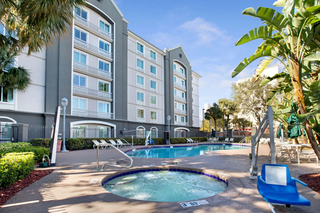 La Quinta by Wyndham Ft. Lauderdale Airport