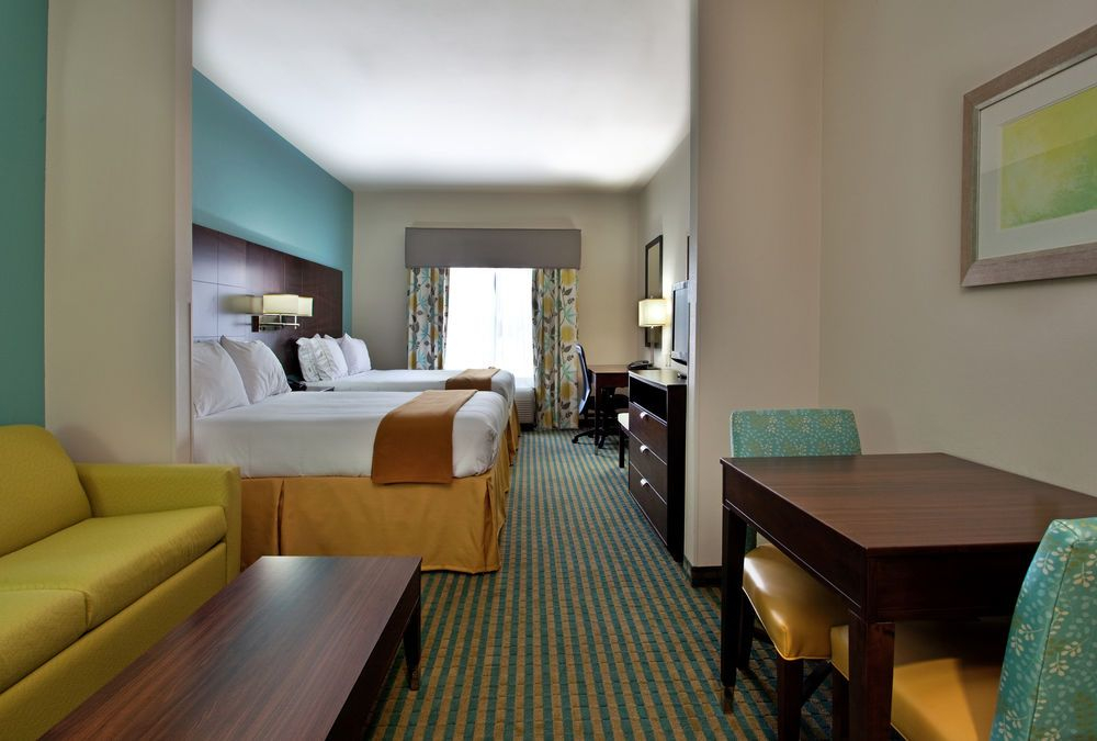 Holiday Inn Express Hotel & Suites Picayune by IHG