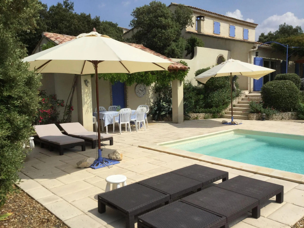 Sunny Provence Getaway
