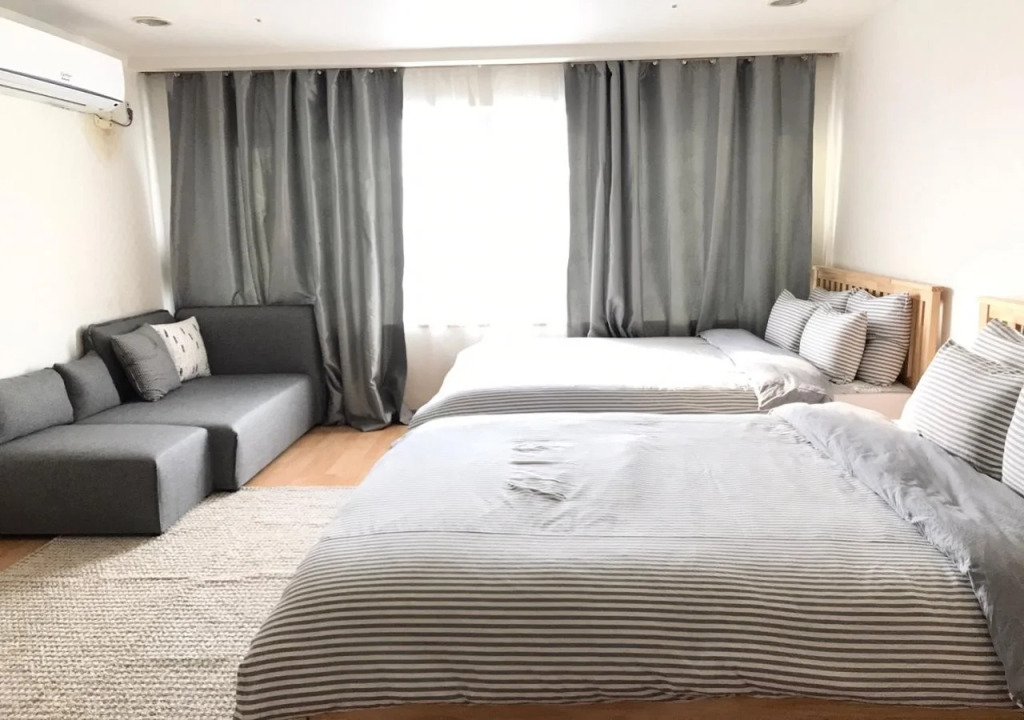 Red Stone Guest House