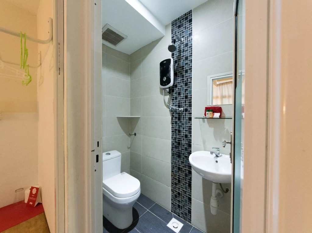 OYO 157 Norbu Hotel